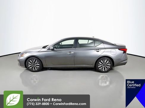 Used 2023 Nissan Altima 2.5 SV FWD image 4