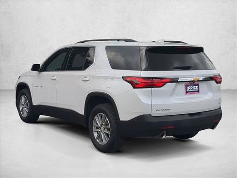Certified 2023 Chevrolet Traverse LT FWD image 8