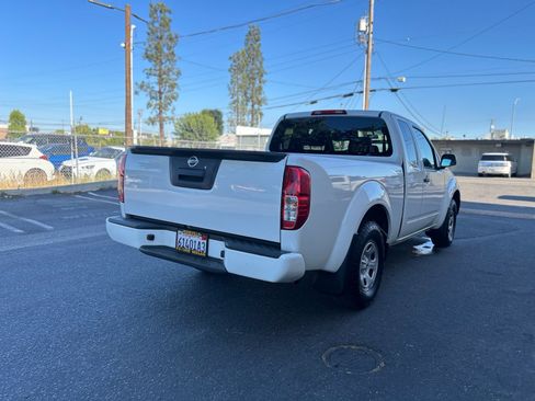 Used 2019 Nissan Frontier S RWD image 7