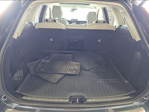 Used 2026 Volvo XC60 B5 Ultra AWD/4WD image 7
