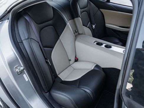 Used 2018 Karma Revero Luxury image 10