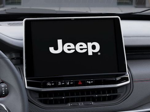 New 2026 Jeep Compass Trailhawk AWD/4WD image 18