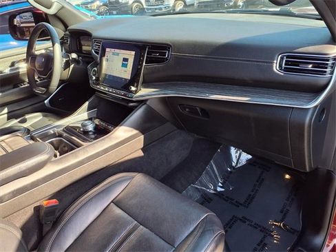 Used 2022 Jeep Wagoneer Series II image 28