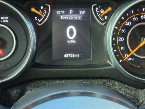 Used 2018 Jeep Wrangler Unlimited Sport image 24