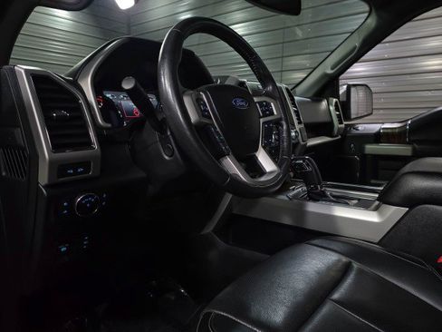 Used 2018 Ford F150 Lariat w/ Equipment Group 502A Luxury image 13