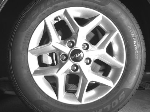 Used 2025 Kia Soul LX w/ LX Technology Package FWD image 12
