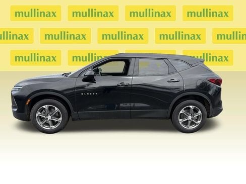 Used 2024 Chevrolet Blazer LT w/ Convenience Package FWD image 6