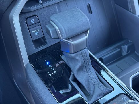 Used 2025 Toyota Tundra Limited image 30