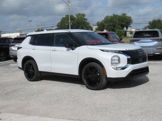 New 2026 Mitsubishi Outlander LE FWD video 1