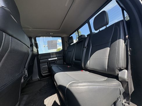 Used 2019 Ford F250 Lariat w/ Lariat Ultimate Package AWD/4WD image 38