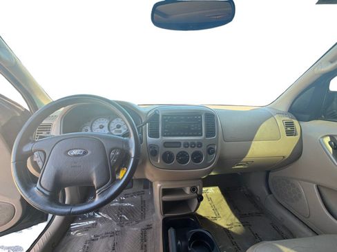Used 2003 Ford Escape Limited AWD/4WD image 31