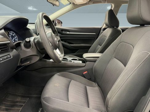 Used 2023 Nissan Altima 2.5 SV AWD/4WD image 4