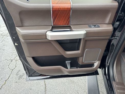 Used 2022 Ford F250 King Ranch w/ King Ranch Ultimate Package image 21