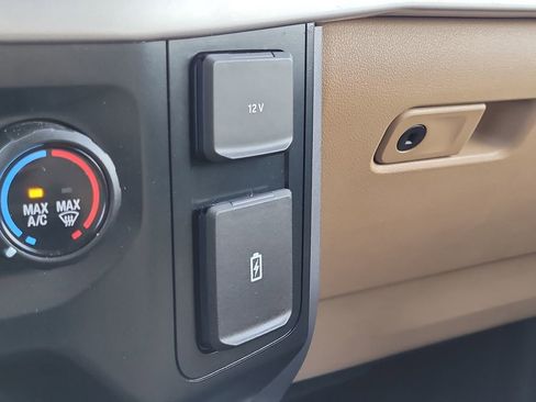 Used 2023 Ford F150 XLT image 22