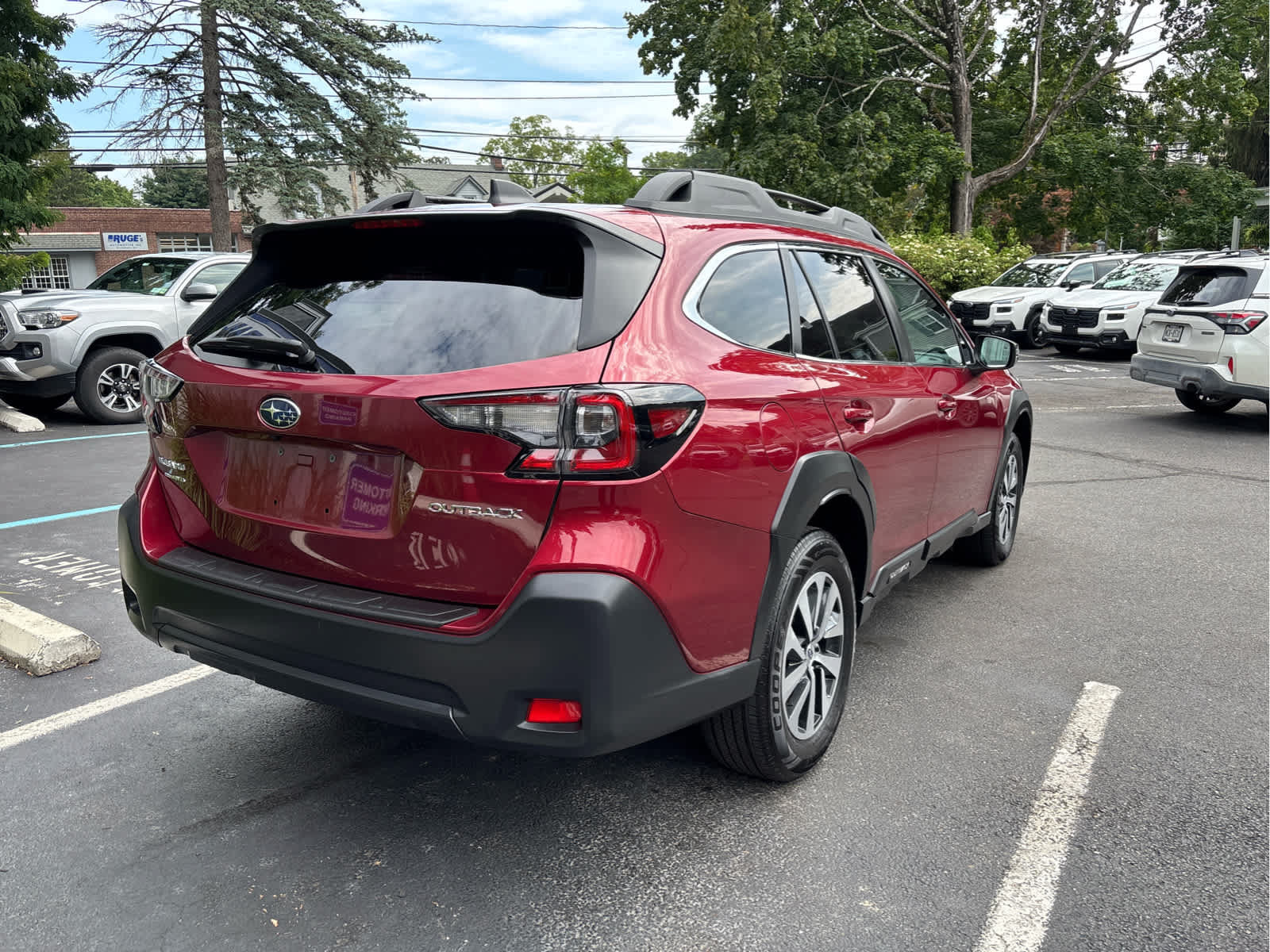 Certified 2024 Subaru Outback Premium AWD/4WD image 3