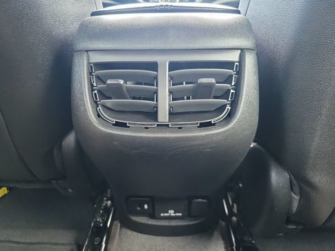Used 2024 Chevrolet Malibu LT FWD image 23