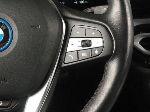 Used 2024 BMW i4 xDrive40 image 24