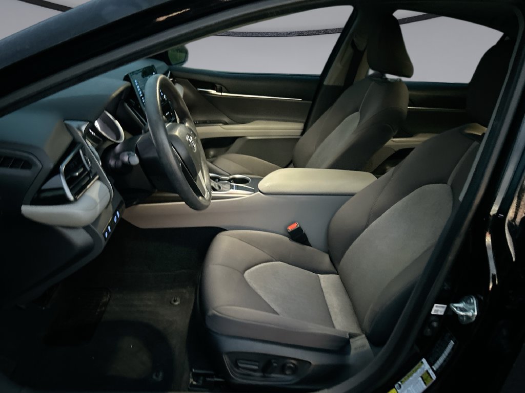 Used 2024 Toyota Camry LE w/ Convenience Package FWD image 11