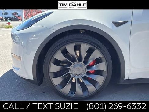 Used 2023 Tesla Model Y Performance AWD/4WD image 7