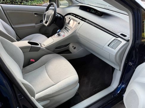 Used 2012 Toyota Prius Two FWD image 22