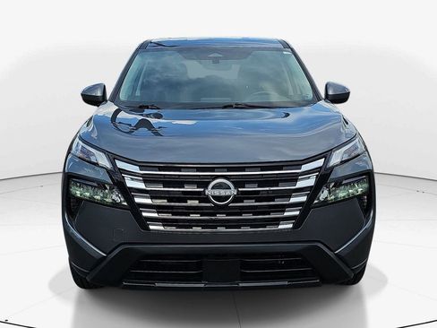 Used 2025 Nissan Rogue SV FWD image 12
