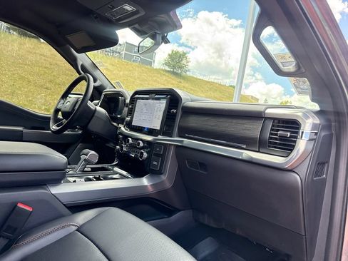 Used 2025 Ford F150 Lariat w/ Equipment Group 501A Mid AWD/4WD image 30