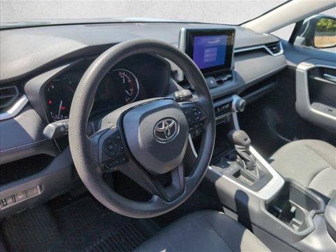 Used 2023 Toyota RAV4 XLE FWD image 10