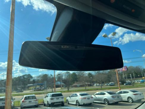 Used 2021 GMC Sierra 1500 SLT image 51