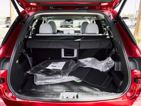 New 2026 Mitsubishi Outlander SE FWD image 8