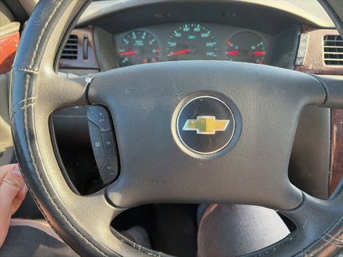 Used 2011 Chevrolet Impala LS FWD image 24