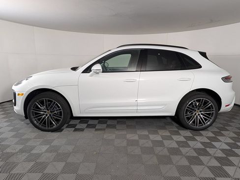 New 2026 Porsche Macan AWD/4WD image 2