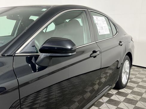 Used 2023 Toyota Camry LE image 13
