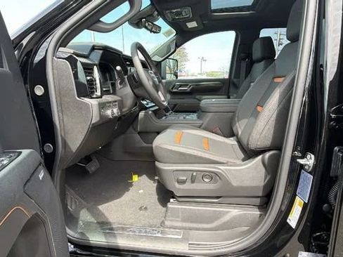 New 2026 GMC Sierra 2500 AT4 w/ Technology Package AWD/4WD image 20