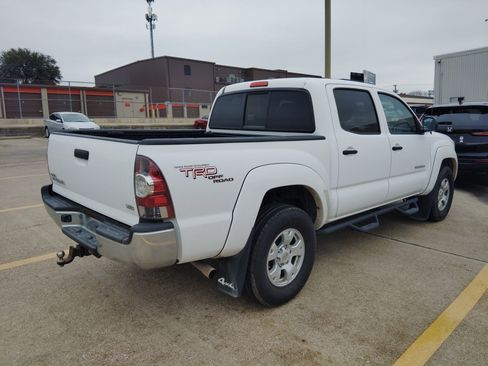Used 2011 Toyota Tacoma 4x4 Double Cab image 7
