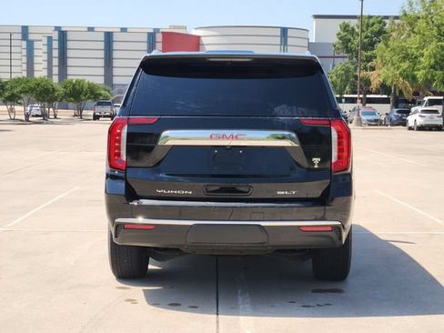 Used 2024 GMC Yukon SLT w/ SLT Luxury Package RWD image 6