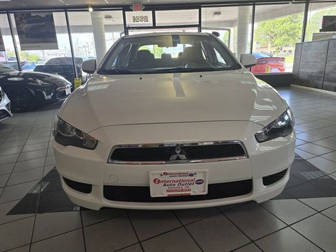 Used 2014 Mitsubishi Lancer ES image 2