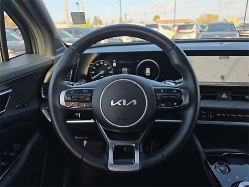 Certified 2024 Kia Sportage X-Line Prestige image 18
