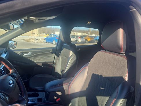 Used 2025 Ford Escape ST-Line w/ Tech Pack #1 image 10