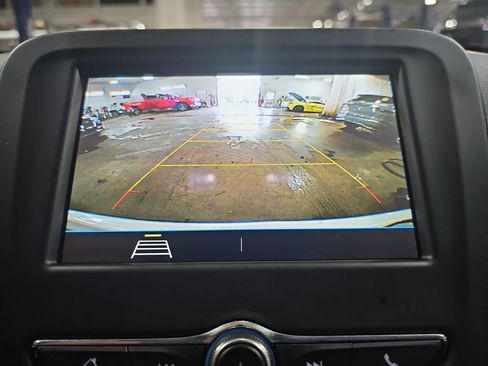 Certified 2019 Chevrolet Equinox LT w/ Driver Convenience Package FWD image 29