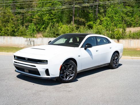 New 2026 Dodge Charger GT w/ Blacktop Package AWD/4WD image 4