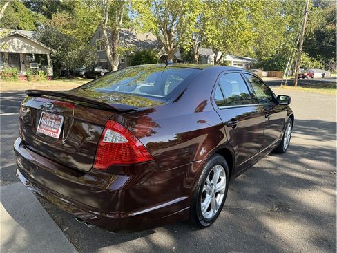 Used 2012 Ford Fusion SE FWD image 5