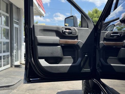 Used 2022 Chevrolet Silverado 3500 High Country w/ Z71 Off-Road Package AWD/4WD image 20