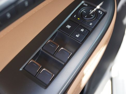 Certified 2025 Lexus NX 350 AWD w/ Premium Package image 23