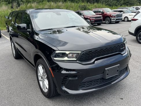 Used 2025 Dodge Durango GT AWD/4WD image 3
