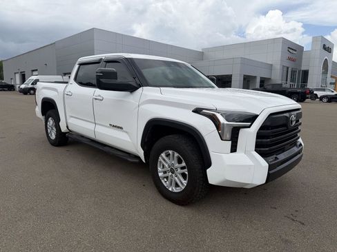 Used 2023 Toyota Tundra SR5 w/ SR5 Premium Package AWD/4WD image 3