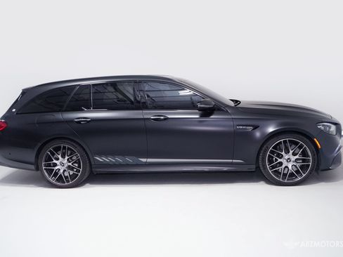Used 2023 Mercedes-Benz E 63 AMG S image 3