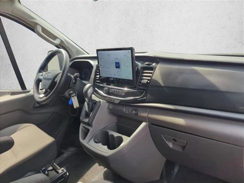 Used 2023 Ford Transit 350 XLT image 18