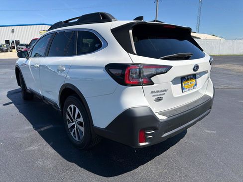 Used 2020 Subaru Outback Premium AWD/4WD image 9