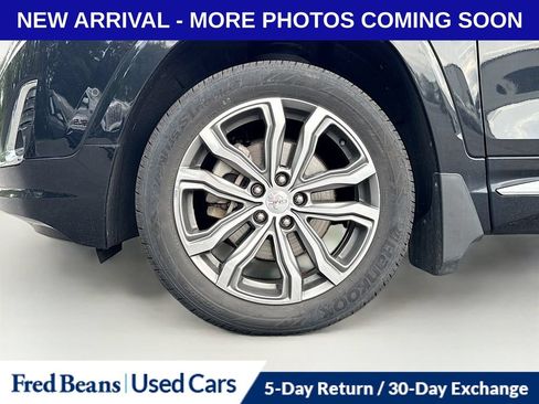 Used 2018 GMC Terrain Denali w/ Advanced Safety Package AWD/4WD image 11