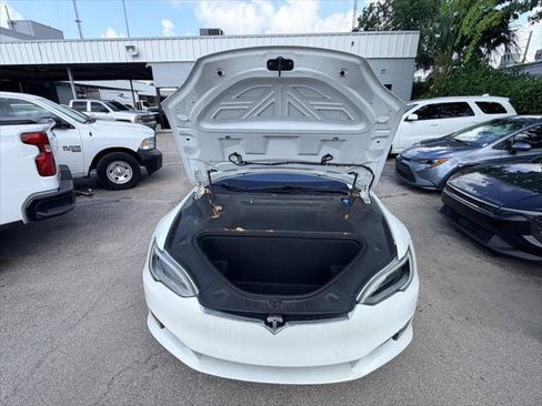 Used 2019 Tesla Model S 100D AWD/4WD image 24